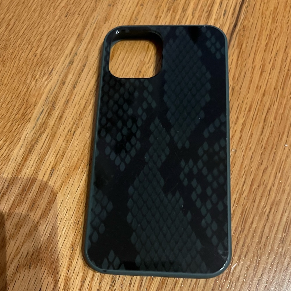 Heyday snake print iPhone 12 case